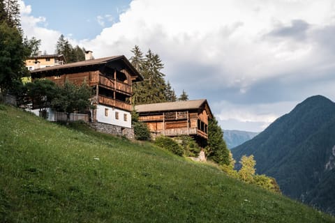 Property building, Natural landscape, Mountain view