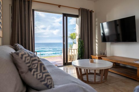 Patio, Living room, Sea view
