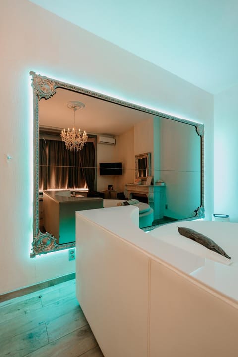 Ô Secret Love hotel in Liège