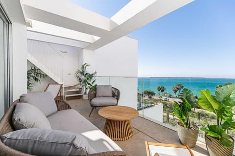 Balcony/Terrace, Seating area, Sea view