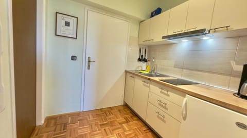 Pansion Adria Bed and Breakfast in Biograd na Moru