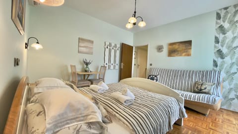 Pansion Adria Bed and Breakfast in Biograd na Moru