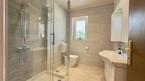 Pansion Adria Bed and Breakfast in Biograd na Moru