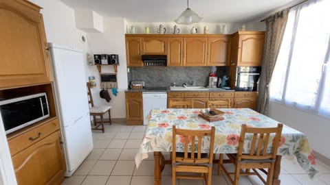 IDEAL MONTAGNE Apartment in Auvergne-Rhône-Alpes