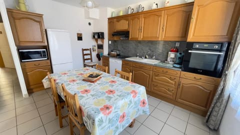 IDEAL MONTAGNE Apartment in Auvergne-Rhône-Alpes
