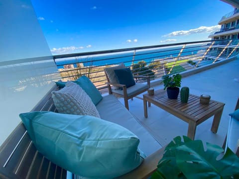 View (from property/room), Balcony/Terrace, Sea view