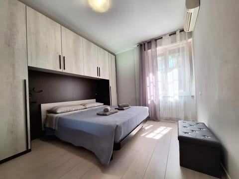 Bed, Bedroom, wardrobe