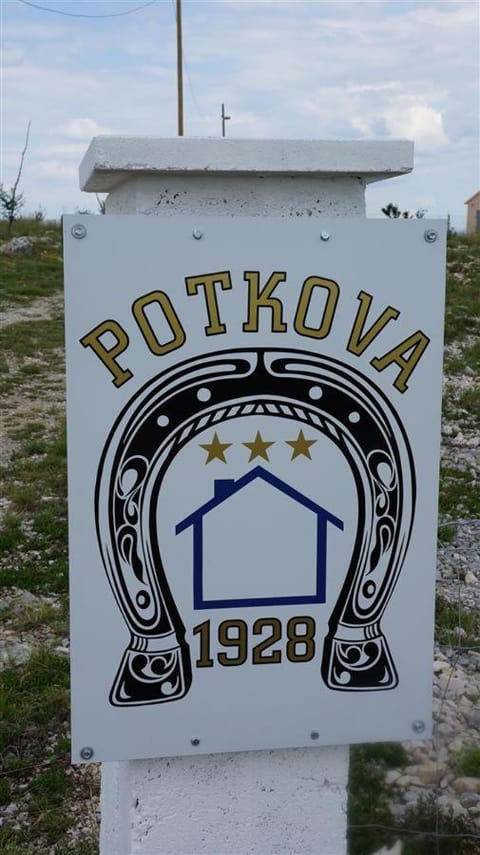 Property logo or sign
