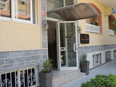 Facade/entrance, Property logo or sign