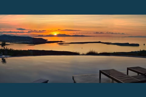 The SPA Villa in Paros