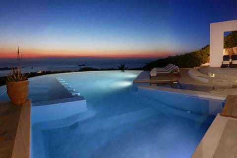 The SPA Villa in Paros