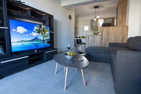 TV and multimedia, Seating area