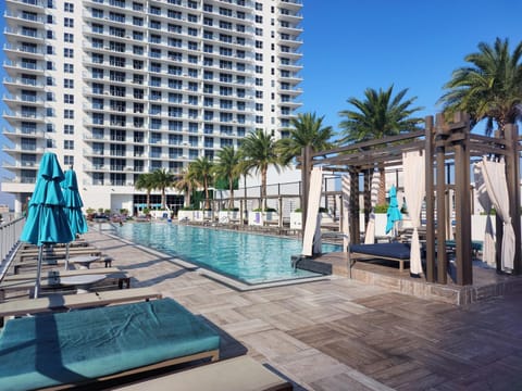 Swimming pool, sunbed