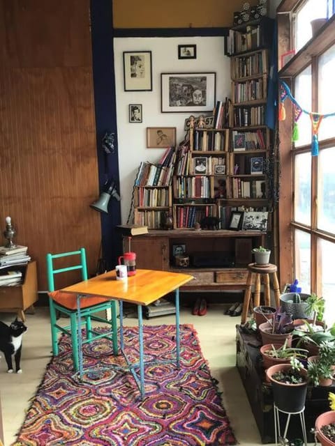 Library, Sea view