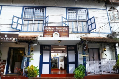 Property building, Facade/entrance, Property logo or sign