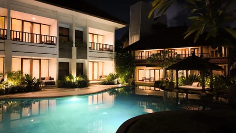 Property building, Patio, Night, Garden, Garden view, Pool view, Swimming pool