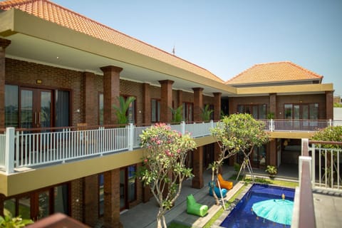 Balcony/Terrace, Pool view, Swimming pool
