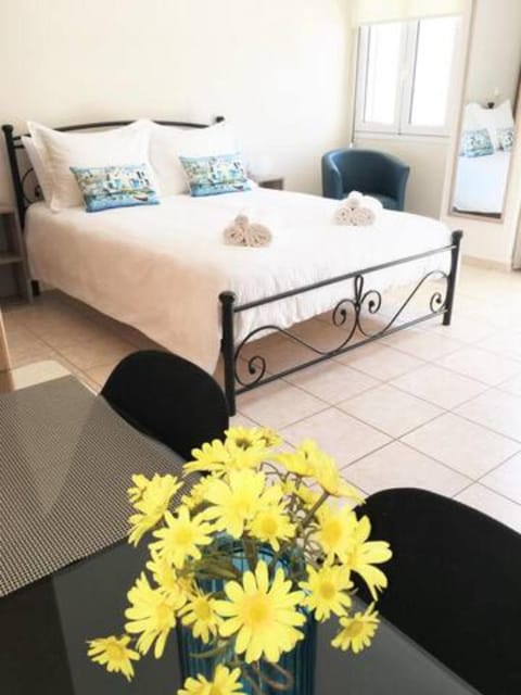 Koumpe Blue Seaside Lovely Studio (2) Apartment in Rethymno