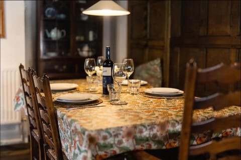 Magical period house in the heart of Ludlow - Pass the Keys House in Ludlow