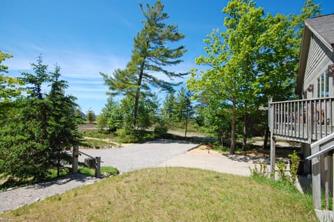 Hal-Sea-On House House in Glen Arbor