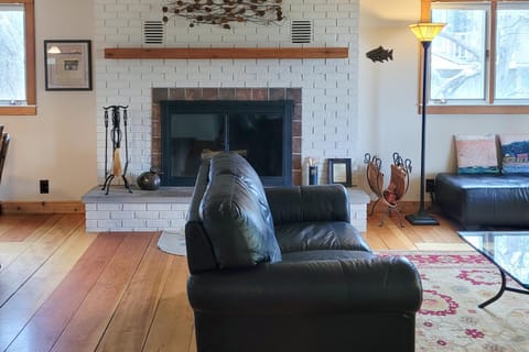 Hal-Sea-On House House in Glen Arbor