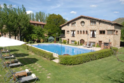 Off site, Bird's eye view, Garden, On site, Swimming pool