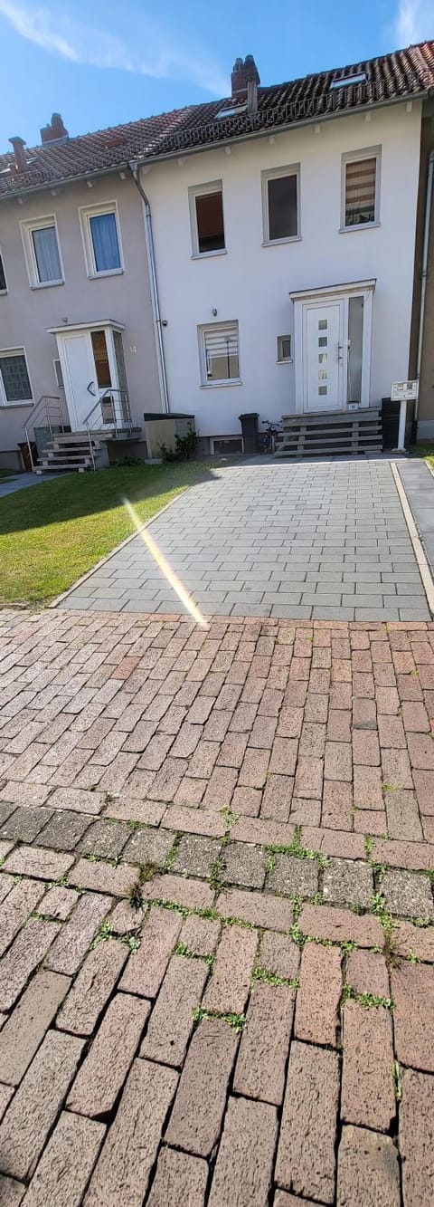 Property building, Street view, Parking
