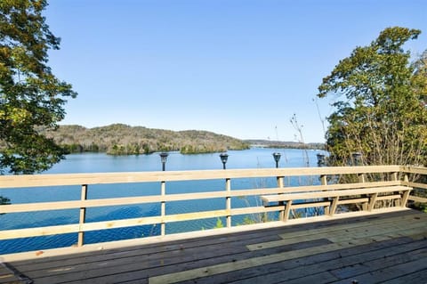 Melton Away - Knoxville/Oak Ridge House in Oak Ridge