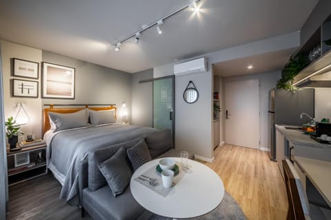 Bed, Photo of the whole room