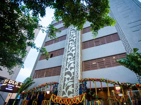 Property building, Day