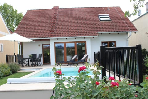 Property building, Patio, Swimming pool