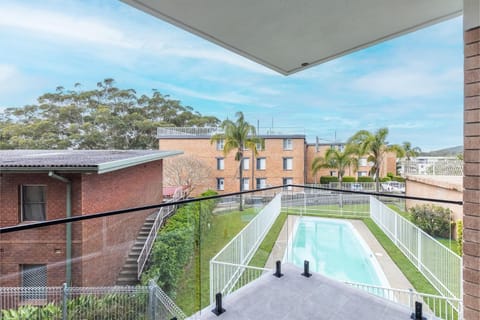 Balcony/Terrace, Pool view