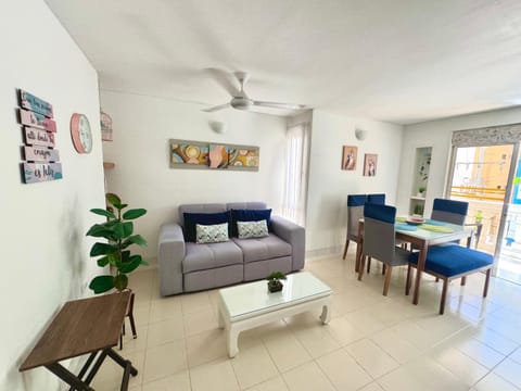 Communal lounge/ TV room, Dining area