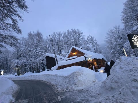 Villa Hoxha Brezovicë Villa in North Macedonia