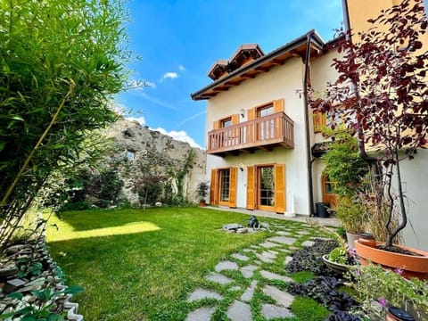 SecretGarden - Levico Terme Apartment in Levico Terme