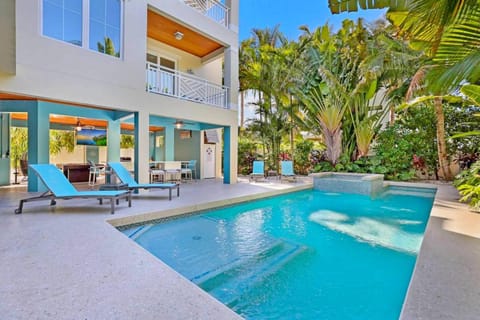 Precious Memories 753 Jacaranda Rd House in Anna Maria Island