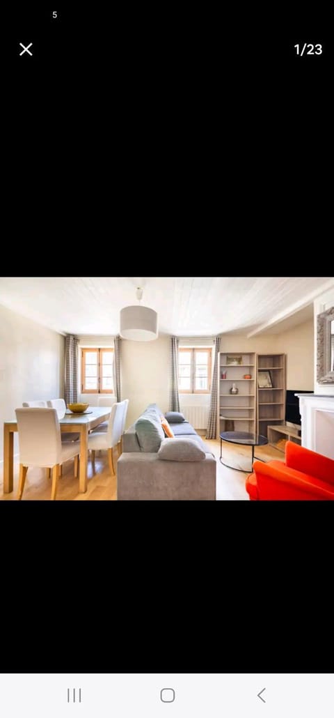 TV and multimedia, Living room, Dining area