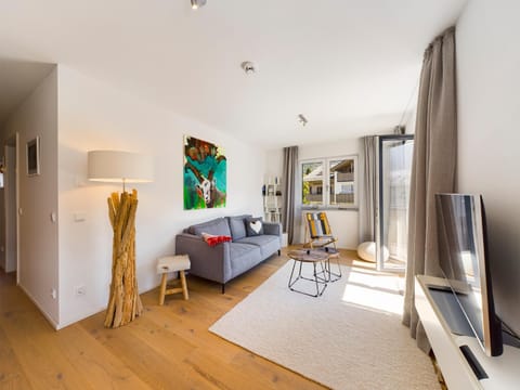 Living room, Photo of the whole room, Seating area