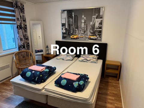 Bed, Photo of the whole room