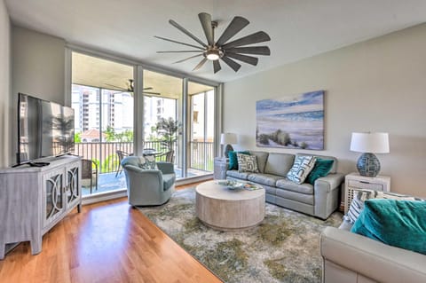 Naples Escape in Regatta with Resort Amenities! Apartment in Vanderbilt Beach