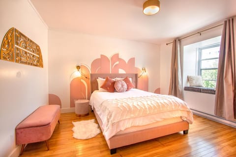 Bed, Bedroom