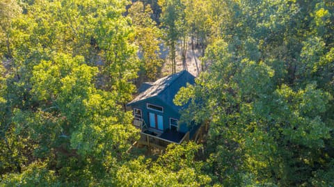 Property building, Bird's eye view, Mountain view, Mountain view