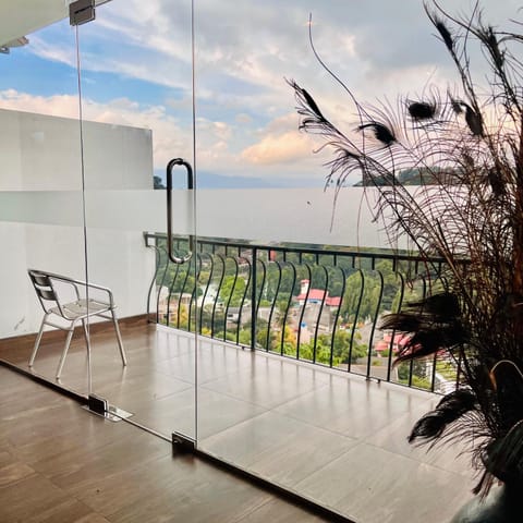 Natural landscape, View (from property/room), Balcony/Terrace