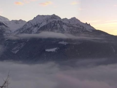 Chalet spacieux près pistes, 10 pers, balcon panoramique - FR-1-275-148 Apartment in Montvalezan