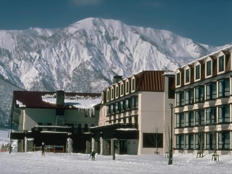 Property building, Winter