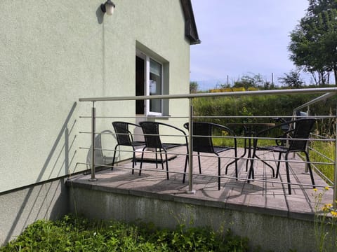 View (from property/room), Balcony/Terrace