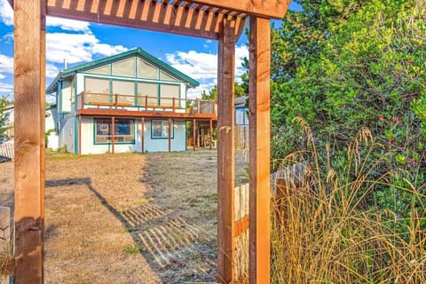 Brathouse By The Sea House in Copalis Beach