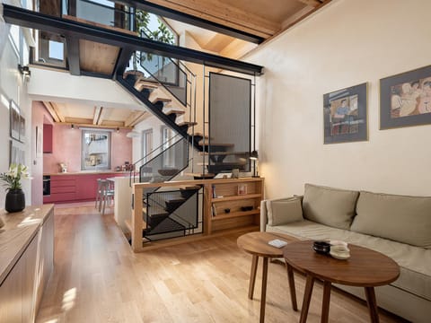 Living room, Seating area, kitchen