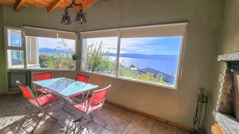 Dining area, Lake view