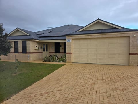 Property building, pet friendly